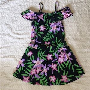 🌸Girls Matching Top & Skirt Size L 10/12 🌸